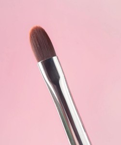 NAILSOFTHEDAY Professional Oval #6 — oval brush made of synthetic fibers for gel